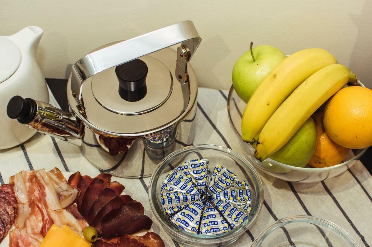 Sajam Garni Hotel 莱斯科瓦茨 外观 照片