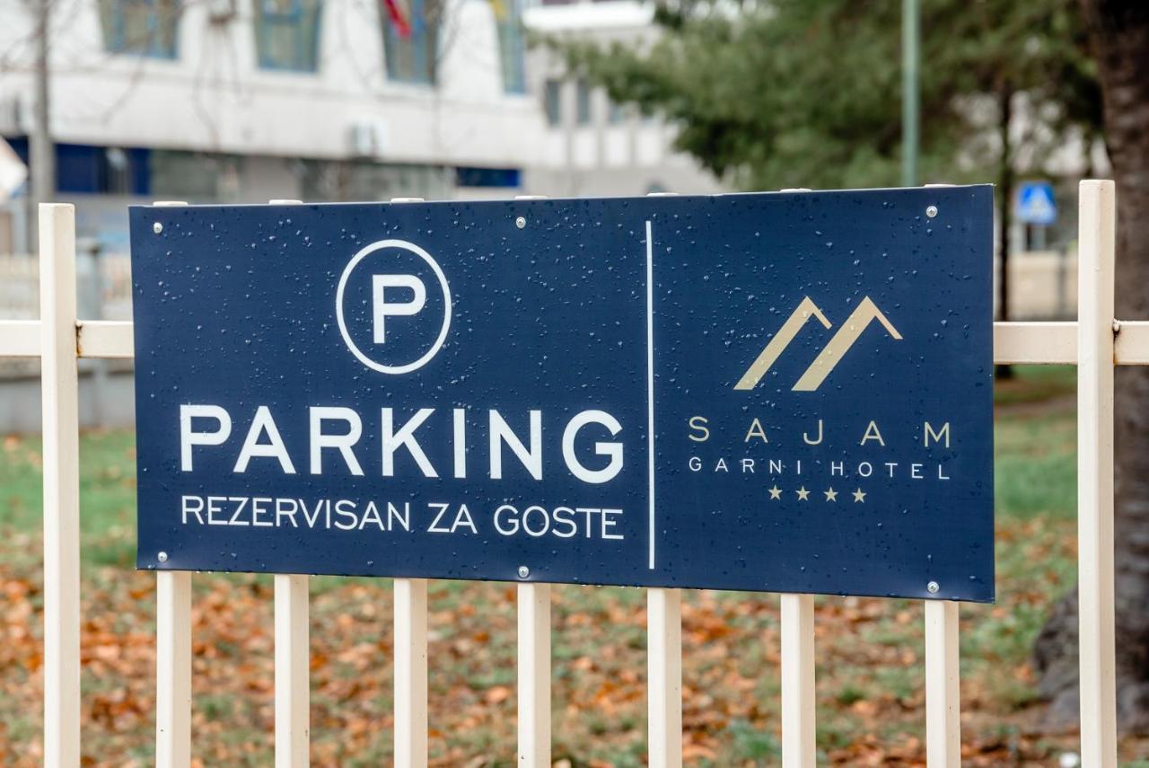 Sajam Garni Hotel 莱斯科瓦茨 外观 照片